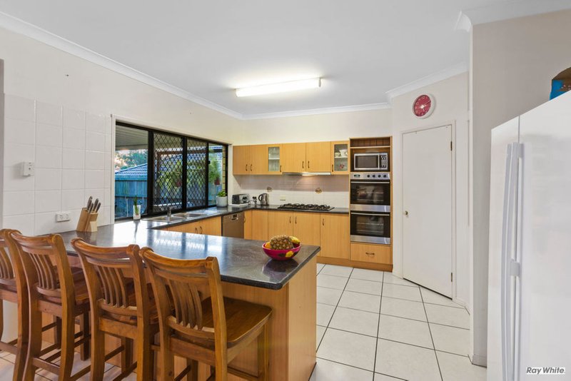 Photo - 13 Booloumba Crescent, Forest Lake QLD 4078 - Image 13