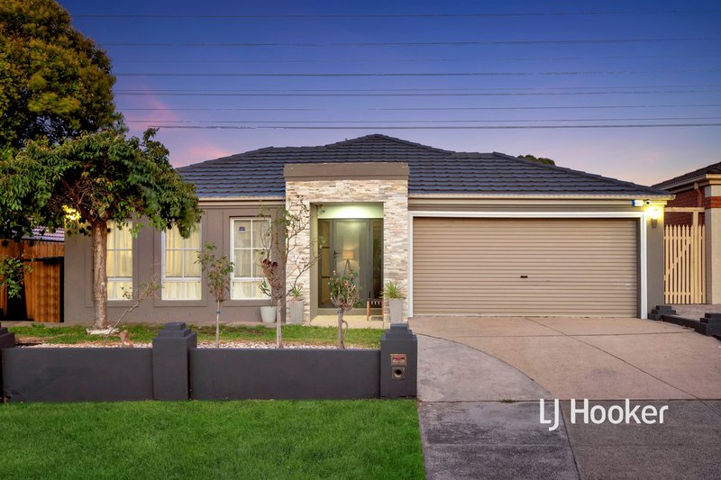 13 Borrowdale Court, Cranbourne West VIC 3977