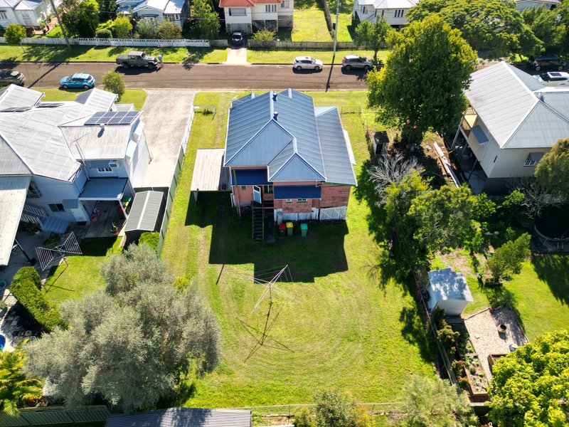 Photo - 13 Bostock Street, Newtown QLD 4305 - Image 2