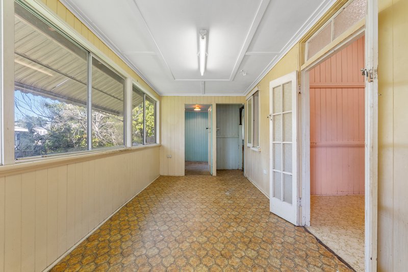 Photo - 13 Bostock Street, Newtown QLD 4305 - Image 5