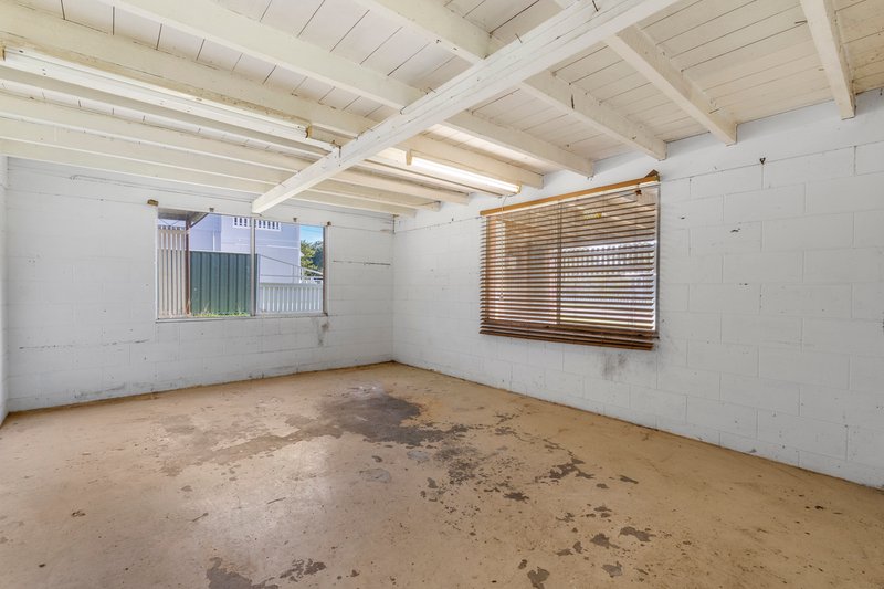 Photo - 13 Bostock Street, Newtown QLD 4305 - Image 15