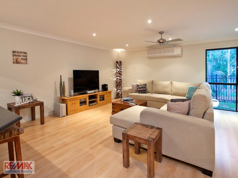 Photo - 13 Bowerbird Ct , Cashmere QLD 4500 - Image 13