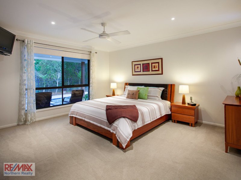 Photo - 13 Bowerbird Ct , Cashmere QLD 4500 - Image 16