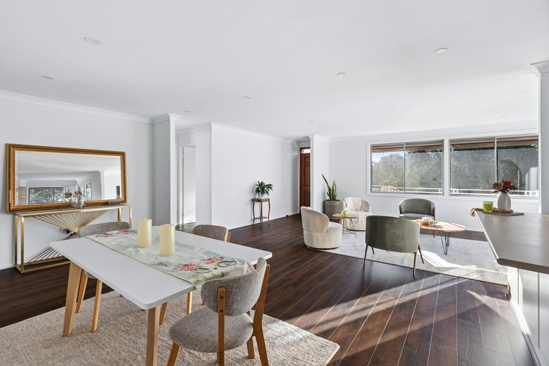 Photo - 13 Bowman Avenue, Castle Hill NSW 2154 - Image 4