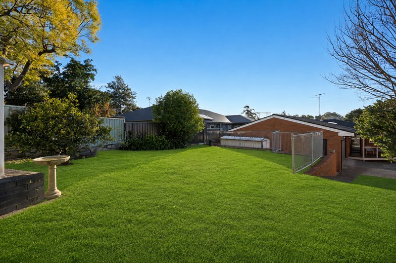 Photo - 13 Bowman Avenue, Castle Hill NSW 2154 - Image 14