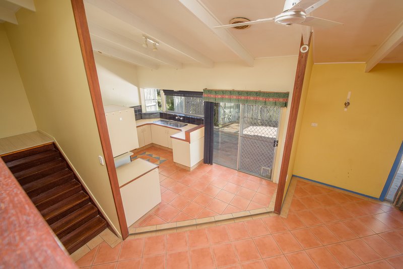 Photo - 13 Boyne Crescent, West Gladstone QLD 4680 - Image 1