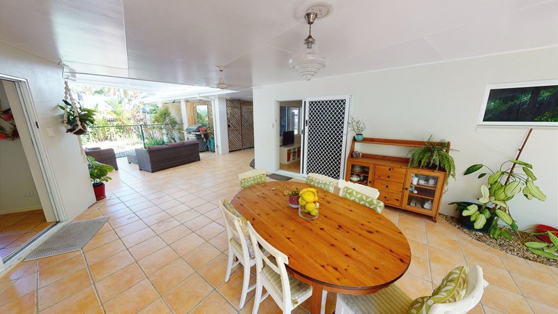 Photo - 13 Bramble Street, Clifton Beach QLD 4879 - Image 9