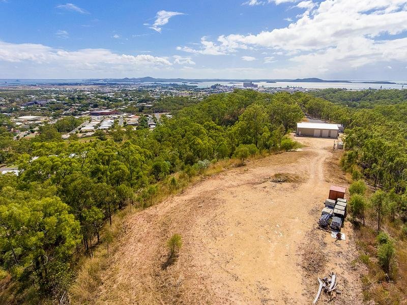 Photo - 13 Brando Lane, West Gladstone QLD 4680 - Image 6