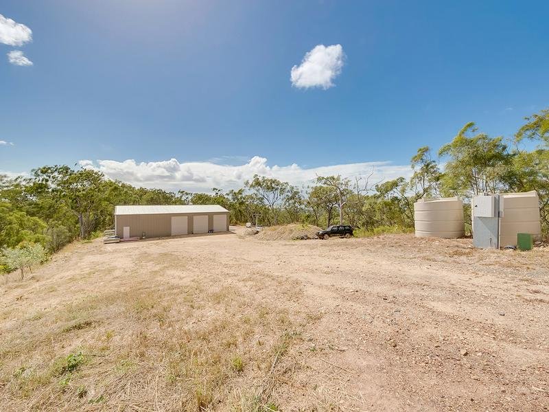 Photo - 13 Brando Lane, West Gladstone QLD 4680 - Image 14