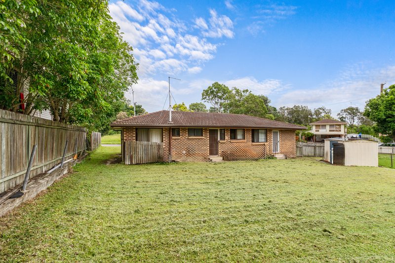 Photo - 13 Brewer Street, Capalaba QLD 4157 - Image 4