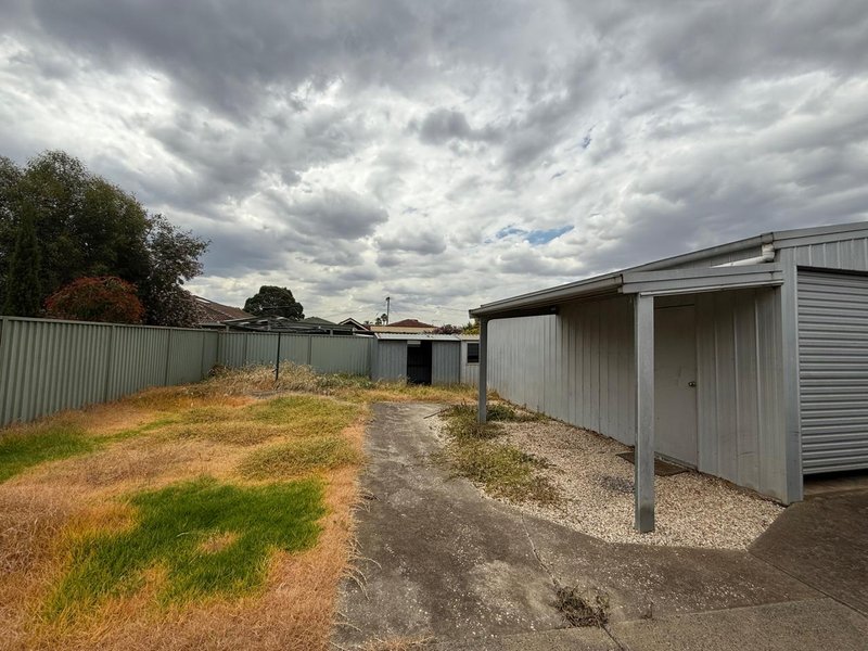 Photo - 13 Bridge Road, Melton South VIC 3338 - Image 19