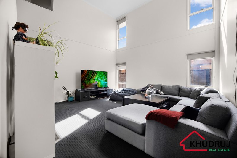 Photo - 13 Brinbrook Street, Tarneit VIC 3029 - Image 7