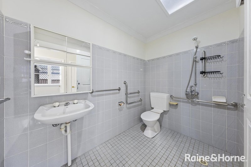 Photo - 13 Brisbane Road, Campbelltown NSW 2560 - Image 5