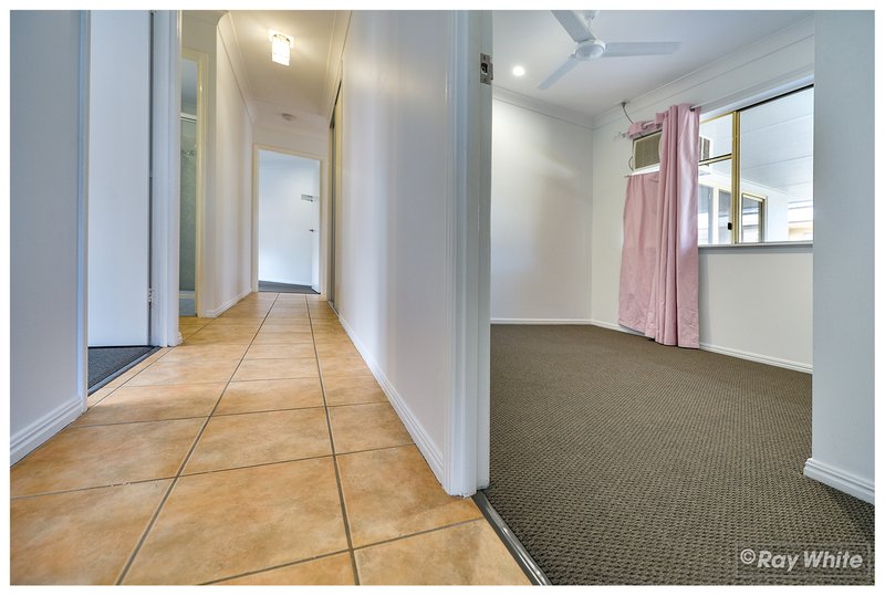 Photo - 13 Brookside Avenue, Norman Gardens QLD 4701 - Image 17