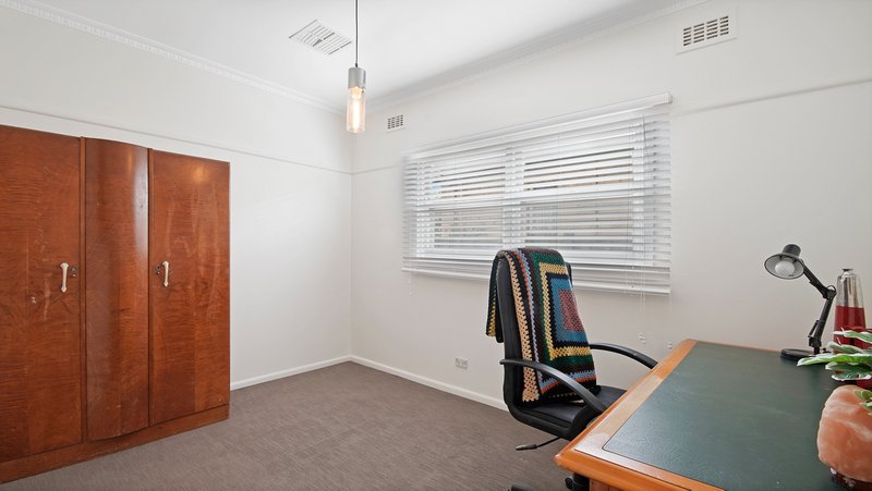 Photo - 13 Browning Street, Kingsbury VIC 3083 - Image 11