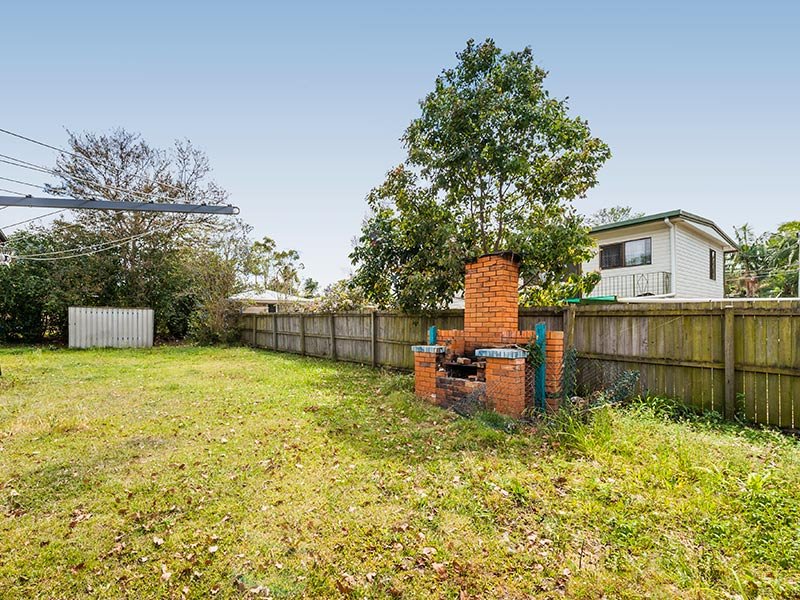 Photo - 13 Brownvale Street, Logan Central QLD 4114 - Image 12