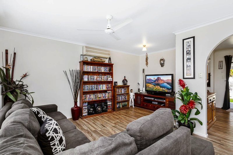 Photo - 13 Brubeck Ct , Browns Plains QLD 4118 - Image 3