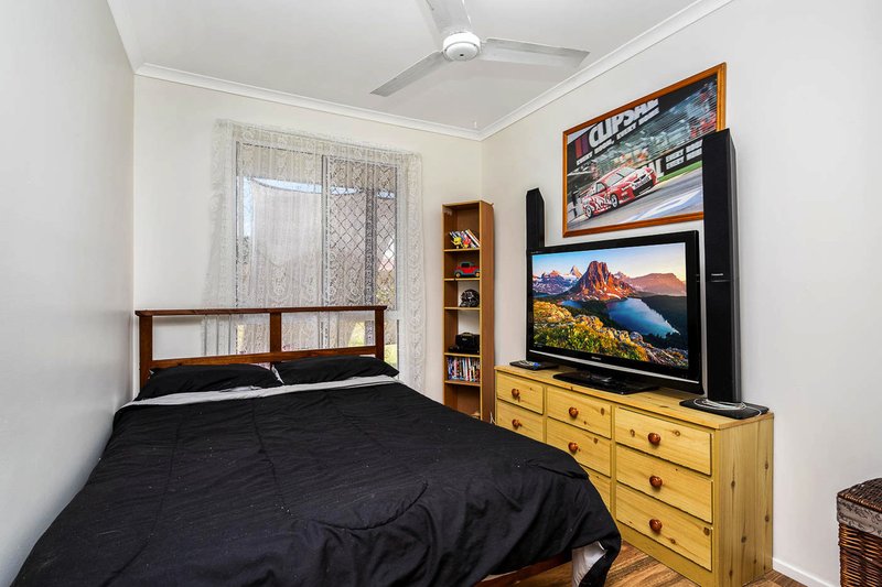 Photo - 13 Brubeck Ct , Browns Plains QLD 4118 - Image 6