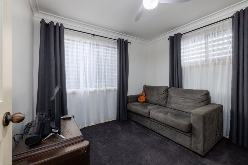 Photo - 13 Bryant Street, Beachmere QLD 4510 - Image 14