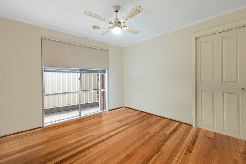 Photo - 13 Buckhurst Way, Hoppers Crossing VIC 3029 - Image 6