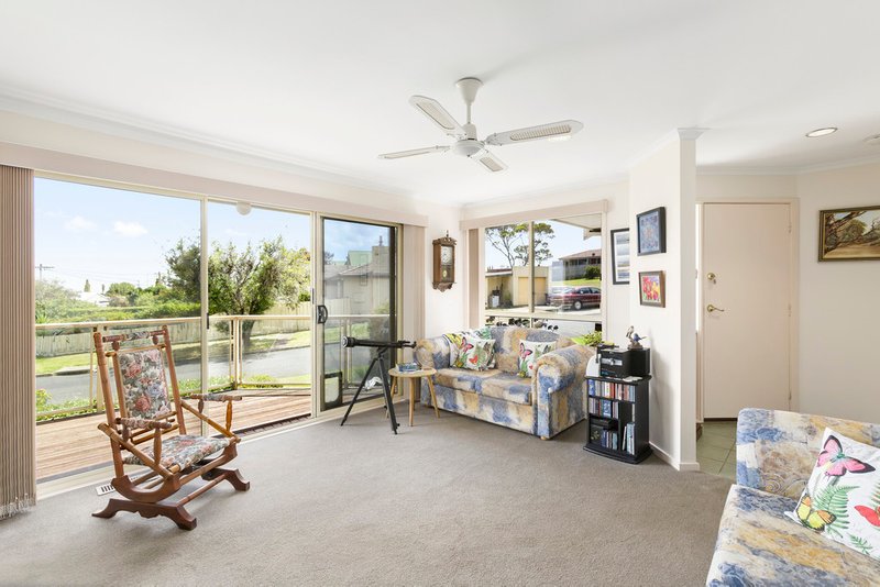 Photo - 13 Bukatilla Avenue, Clifton Springs VIC 3222 - Image 8