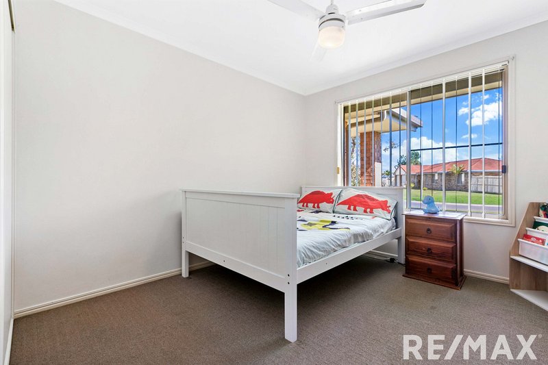 Photo - 13 Bunya Court, Eli Waters QLD 4655 - Image 7