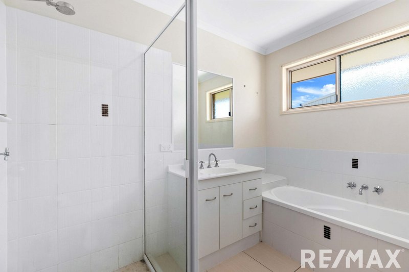 Photo - 13 Bunya Court, Eli Waters QLD 4655 - Image 10