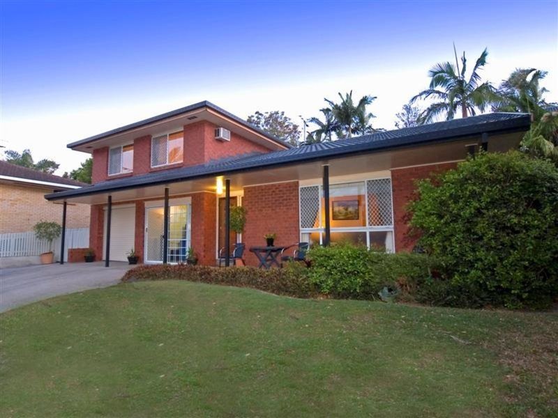 13 Bunya Park Drive, Eatons Hill QLD 4037