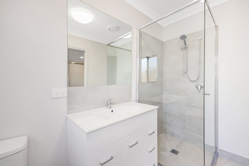 Photo - 13 Buttonwood Circuit, Rasmussen QLD 4815 - Image 6