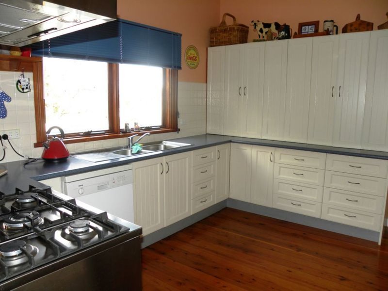 Photo - 13 Byron Street, Wyong NSW 2259 - Image 11