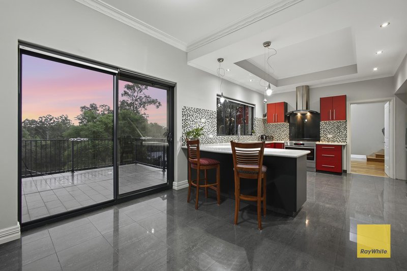 Photo - 13 Cabarita Road, Kalamunda WA 6076 - Image 4