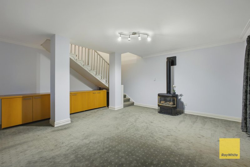 Photo - 13 Cabarita Road, Kalamunda WA 6076 - Image 10