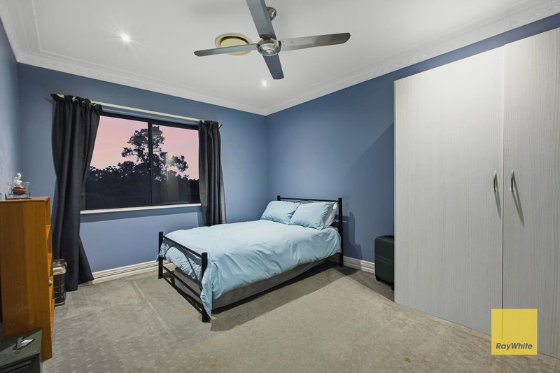 Photo - 13 Cabarita Road, Kalamunda WA 6076 - Image 15