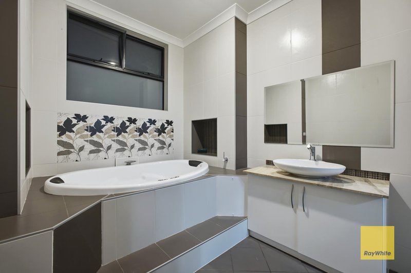 Photo - 13 Cabarita Road, Kalamunda WA 6076 - Image 20