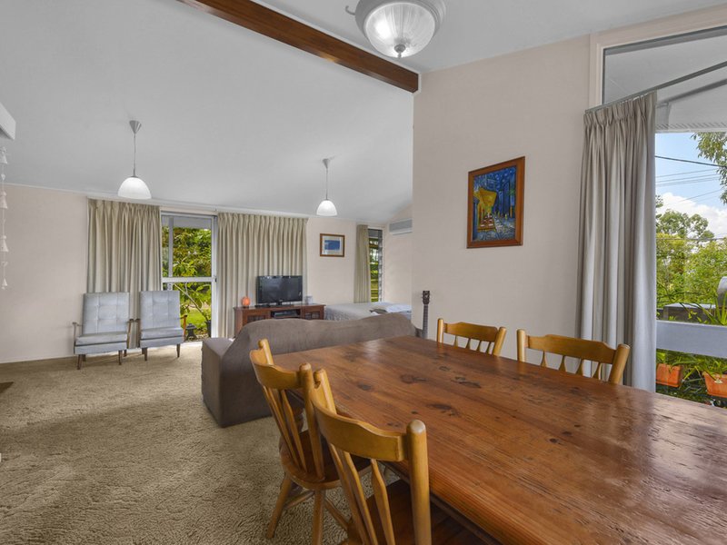 Photo - 13 Caesar Road, Ferny Hills QLD 4055 - Image 7