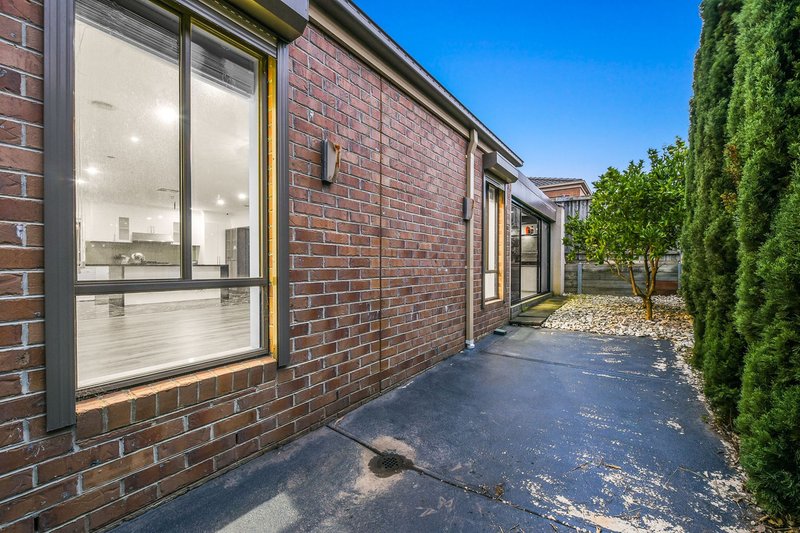 Photo - 13 Cafardi Boulevard, Keysborough VIC 3173 - Image 16