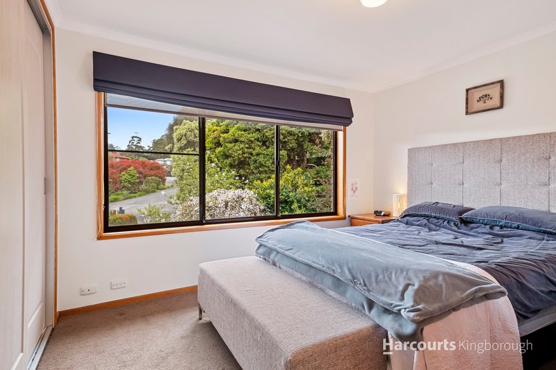 Photo - 13 Calder Crescent, Blackmans Bay TAS 7052 - Image 14