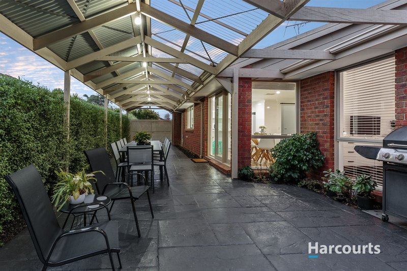 Photo - 13 Caloola Court, Rowville VIC 3178 - Image 4