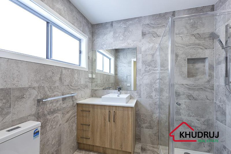 Photo - 13 Calvert Place, Point Cook VIC 3030 - Image 7