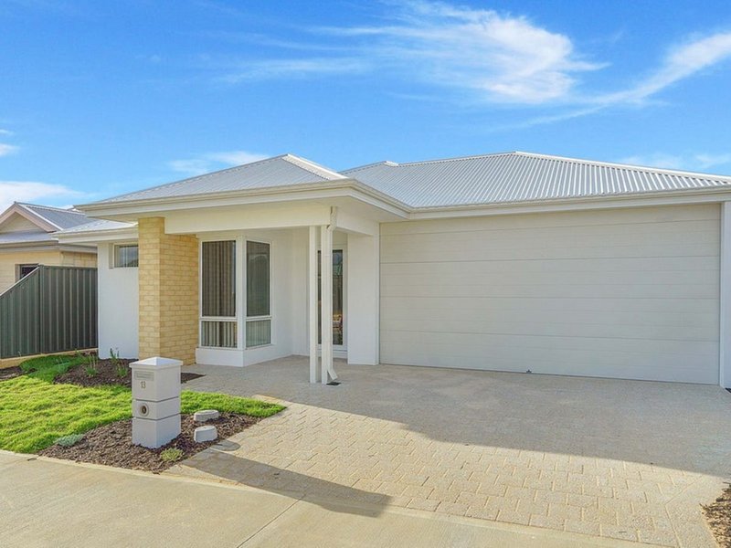 Photo - 13 Cambered Avenue, Yanchep WA 6035 - Image 2