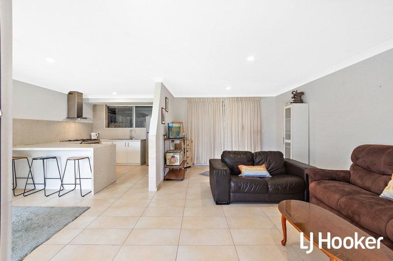 Photo - 13 Cambridge Crescent, Cooloongup WA 6168 - Image 25