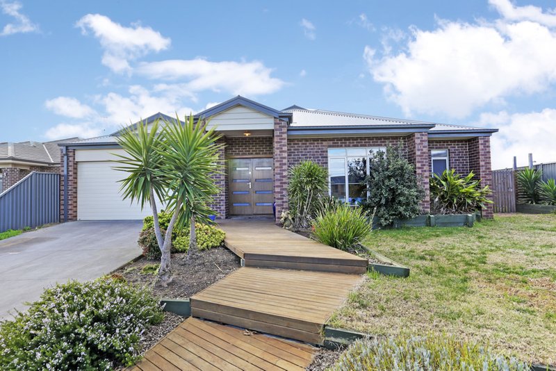 13 Cape Barron Drive, Lara VIC 3212