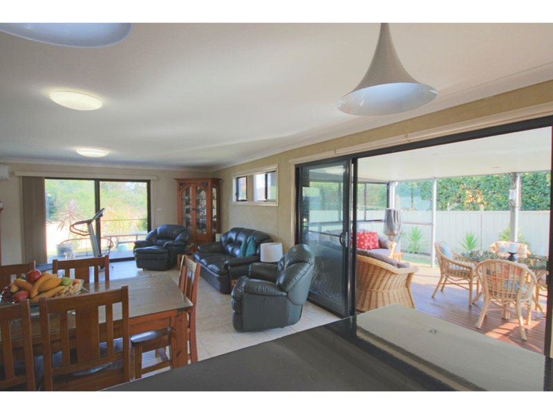 Photo - 13 Capeland Avenue, Sanctuary Point NSW 2540 - Image 3