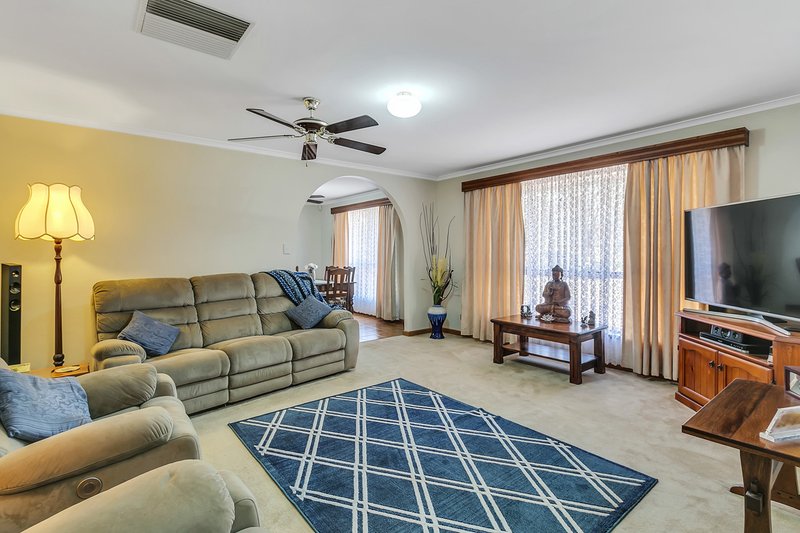 Photo - 13 Carabeen Crescent, Andrews Farm SA 5114 - Image 5