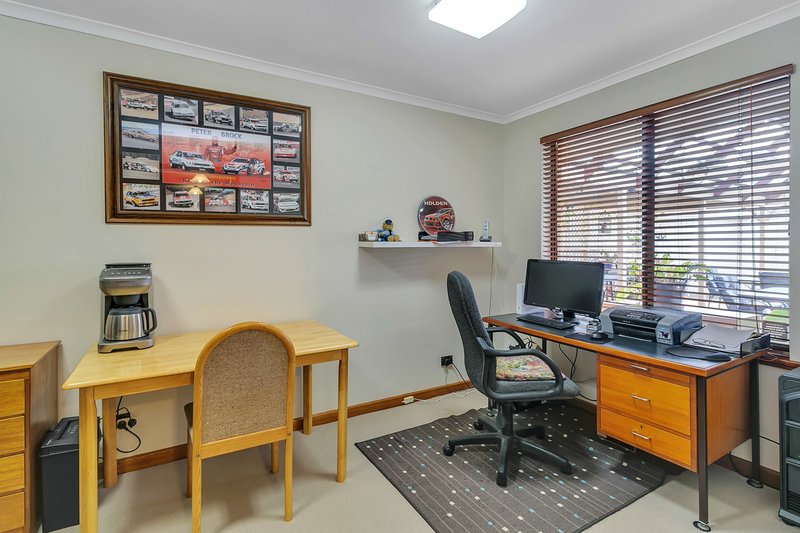 Photo - 13 Carabeen Crescent, Andrews Farm SA 5114 - Image 14