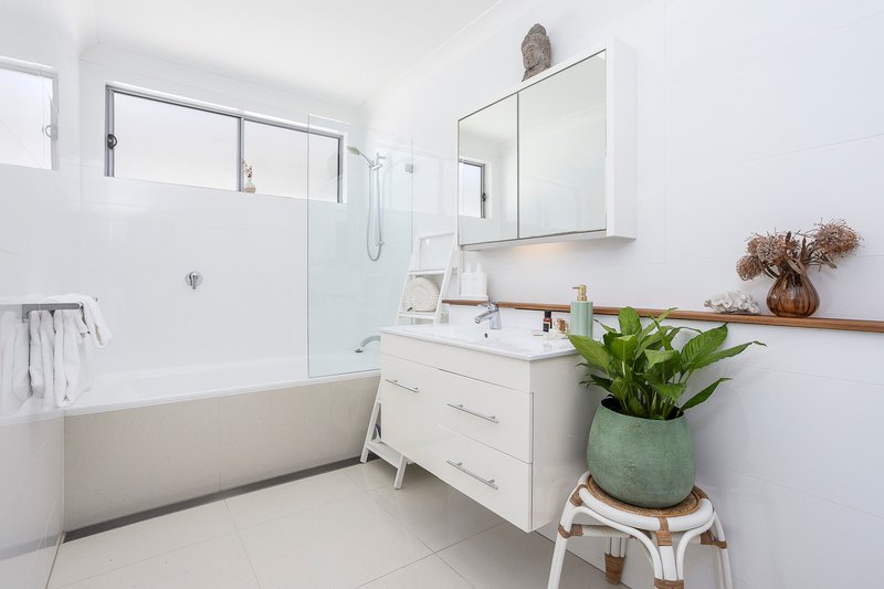 Photo - 13 Carabella Road, Caringbah NSW 2229 - Image 14