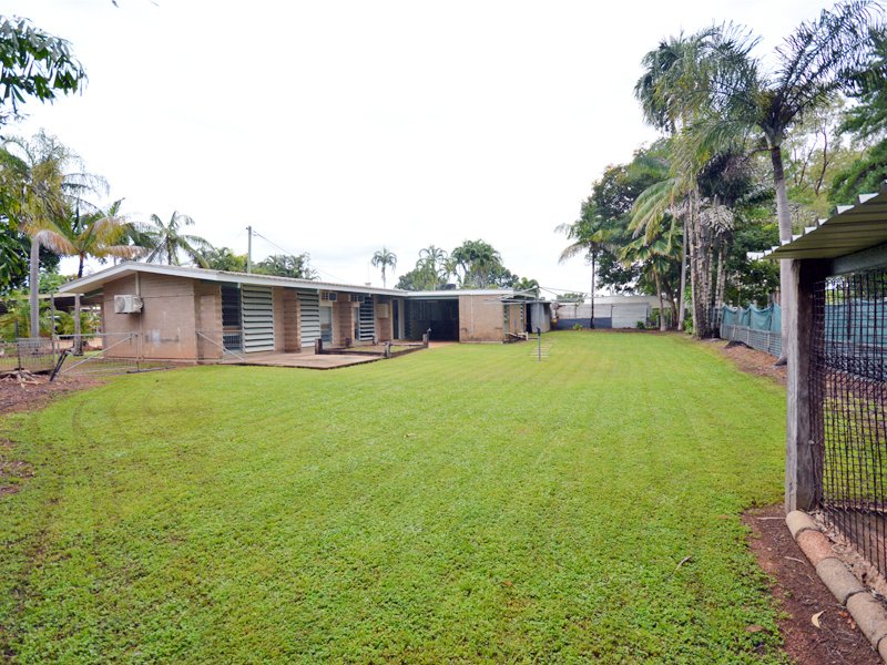 Photo - 13 Carcoola Ct , Rocky Point QLD 4874 - Image 24