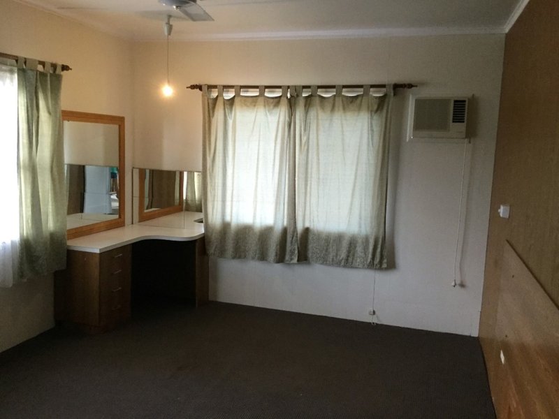 Photo - 13 Card Street, Berserker QLD 4701 - Image 7