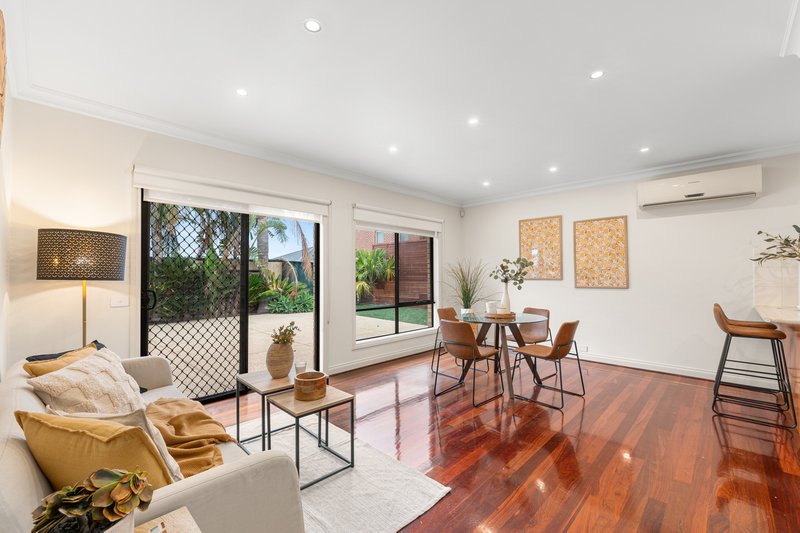Photo - 13 Carex Way, South Morang VIC 3752 - Image 17