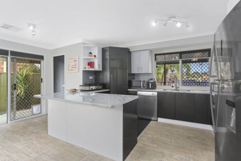 Photo - 13 Caribou Place, Raby NSW 2566 - Image 3